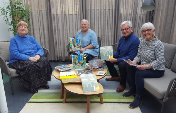Kinderbücherspende von Jochen und Ellen Butz Krebskinder Krefeld