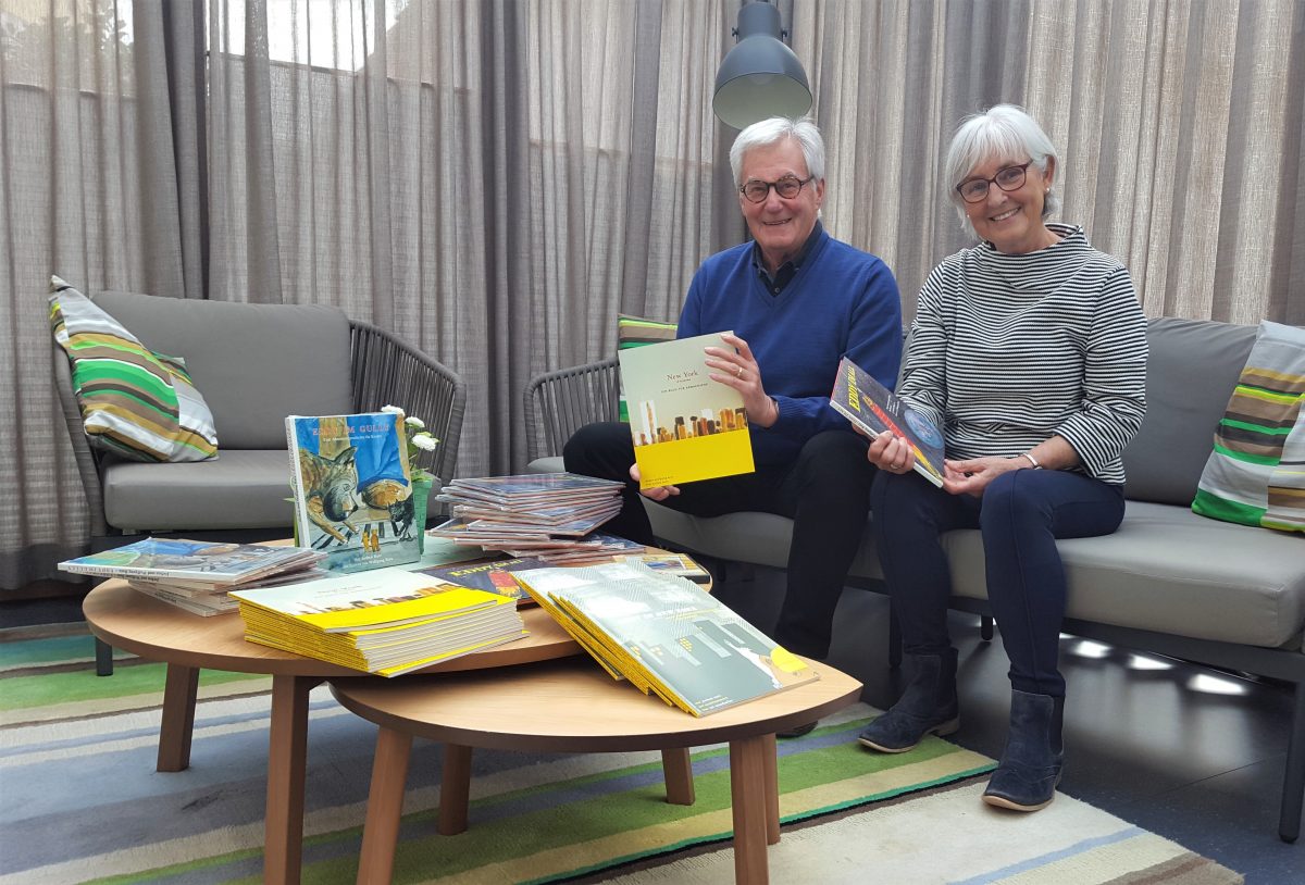 Kinderbücherspende von Jochen und Ellen Butz Krebskinder Krefeld